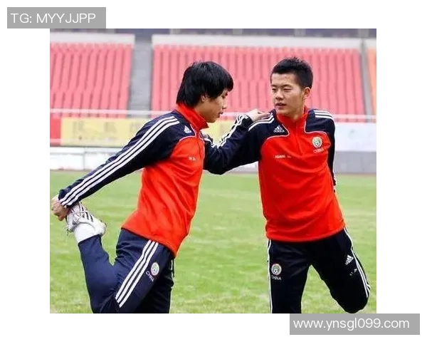 杨娜的足球人生:从绿茵场到心灵深处的深度对话与成长探索 杨娜的足球人生:从绿茵场到心灵深处的深度对话与成长探索