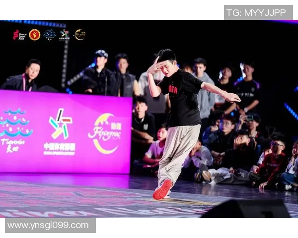 武汉街舞队与杭州街舞队的精彩对决与战术分析全景回顾